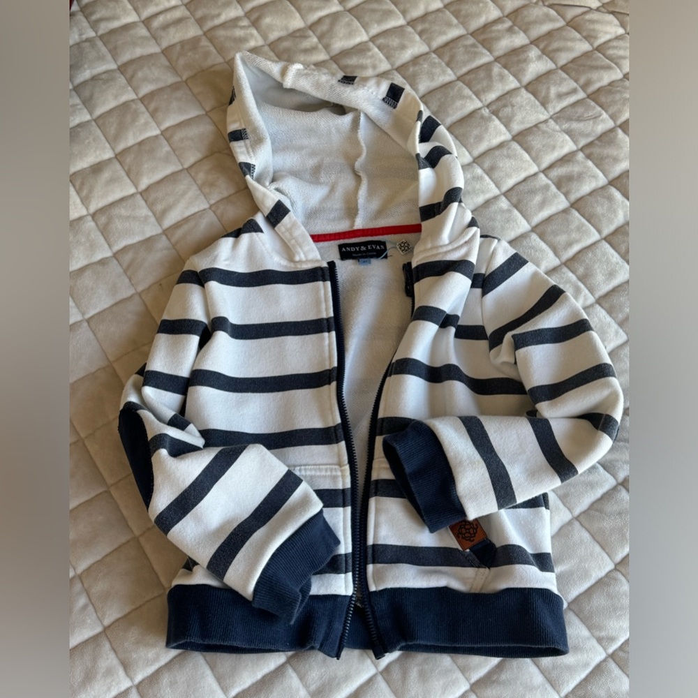 5/$15 Closet Sale! Andy & Evan 4T Hoodie, patch elbows